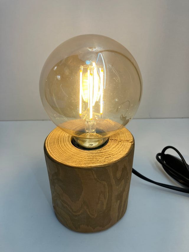 Lampada tavolo tronchetto in legno