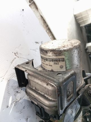 6Q0423156Q bomba dirección Seat Ibiza 1.9 sdi 2002