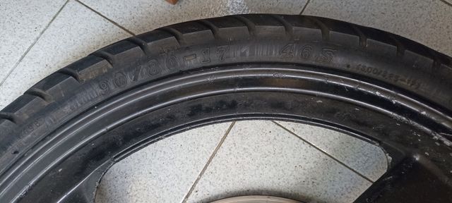 Llanta con rueda y disco Yamaha tzr