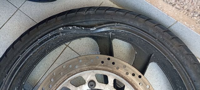 Llanta con rueda y disco Yamaha tzr