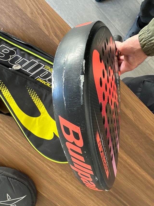 Pala padel bullpadel Cata Tenorio