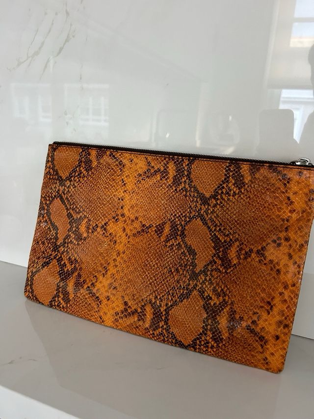 Bolso Clutch de Bimba & Lola