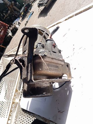 6R0423156A bomba dirección Seat Ibiza 1.4 16v 2009