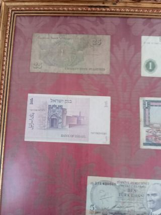 Coppia quadri banconote