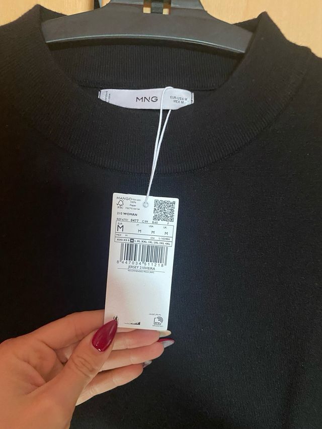 2 sueters talla m. 30€ cada uno en tienda