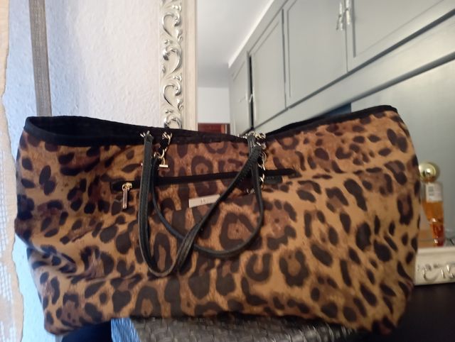 Bolso Purificación García negro Reversible.