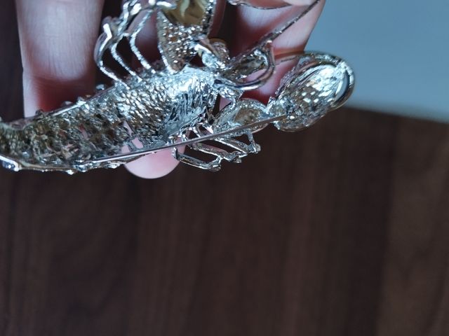 Broche fantasía alta gama