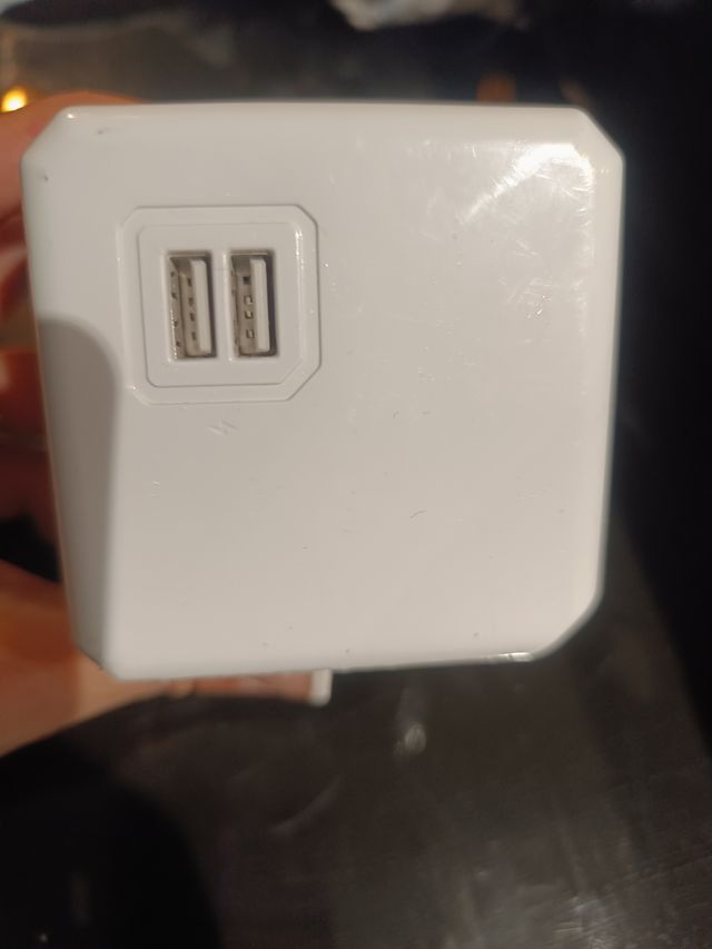 Cargador cubo - powercube 4 tomas+ 2 usb