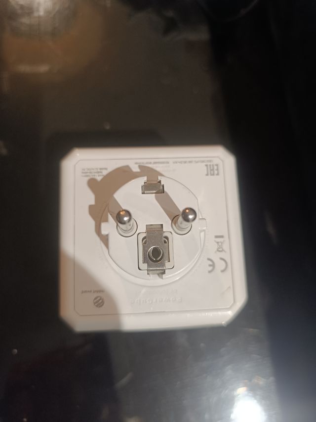 Cargador cubo - powercube 4 tomas+ 2 usb