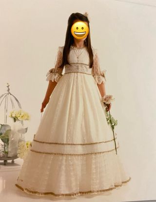 Vestido de comunión de Artesanía de la Torre