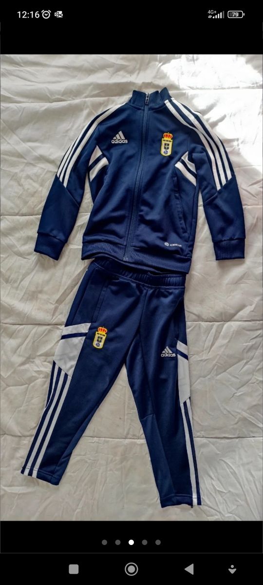 Chándal Real Oviedo talla 5-6 años