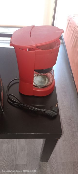 Cafetera Roja 650W ideal ☕