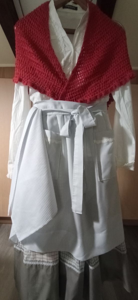 Traje de casera/ baserritar ,aldeana,baturra...