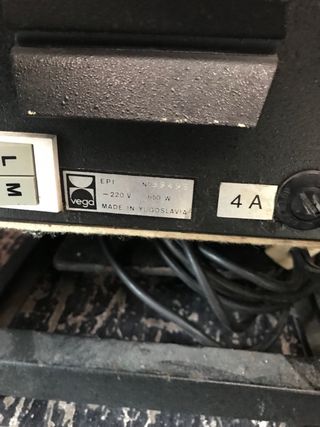 Proyector de transparencias antiguo
