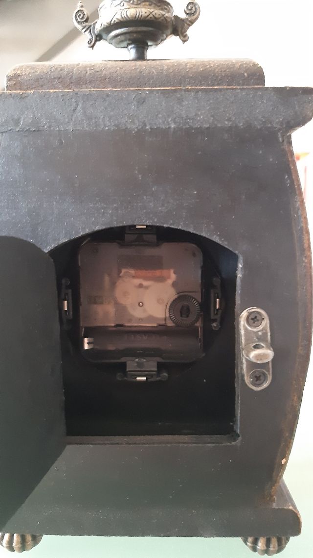 Orologio in legno anticato