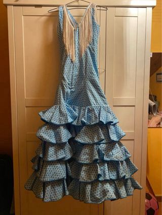 traje de flamenca azul