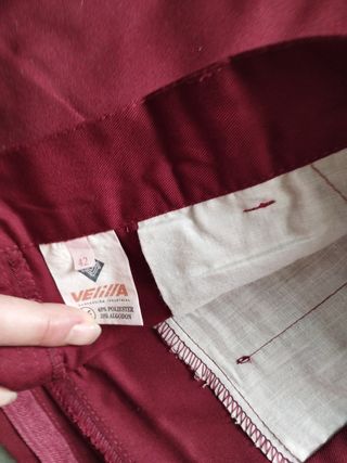 4 Pantalónes trabajo granates