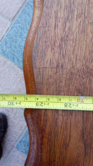 MESA DE ALAS ANTIGUA.