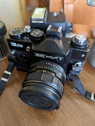 Macchina fotografica Zenith 12 cd