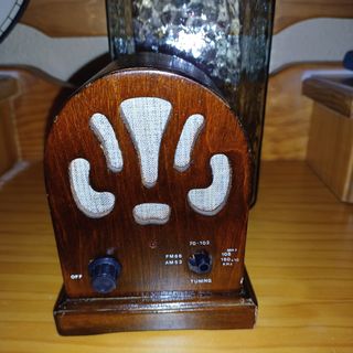 Reloj  antiguo  madera