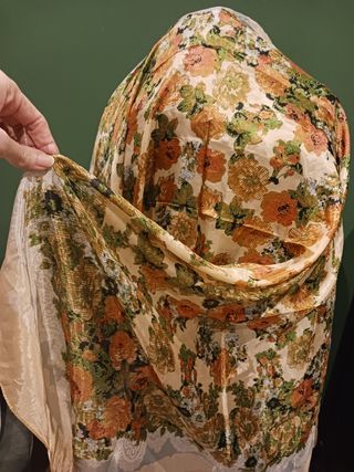 Enorme pañuelo seda y viscosa vintage