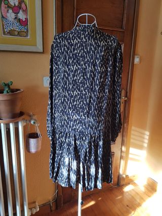 Vestido estilo animal print