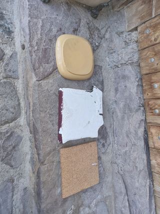 Cerámica para colgar. 2 para restaurar.