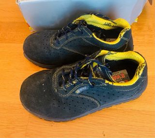 Zapatos seguridad Cofra 36 nuevos