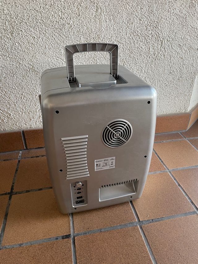 Nevera portatil coche 12v 230v camping