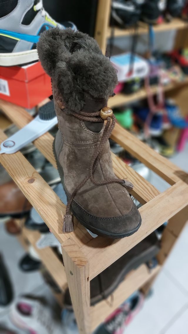 Botas waterproof technology 37