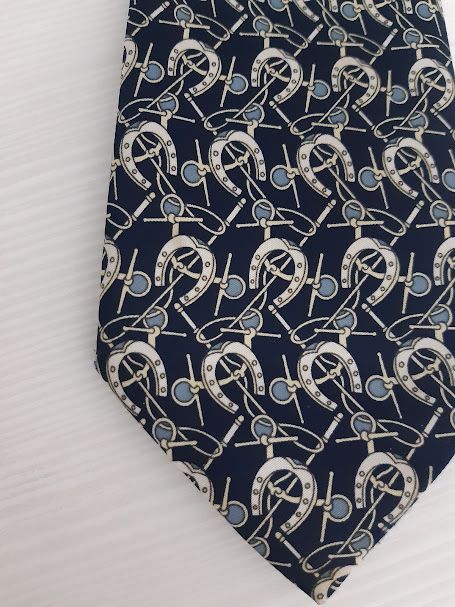 CORBATA AZUL HERRADURAS