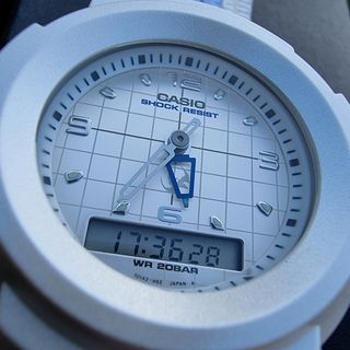 Casio G-shock AW-599 acero 