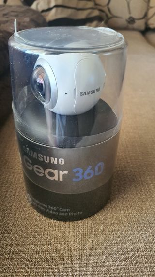 CAMARA ULTRACOMPACTA SAMSUNG GEAR 360
