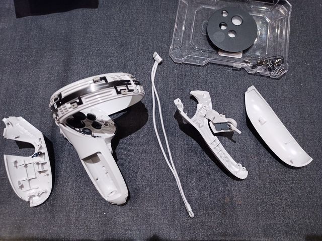 Oculus touch left controller QUEST 2