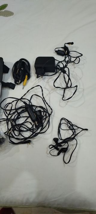 DVD PORTÁTIL 2 PANTALLAS