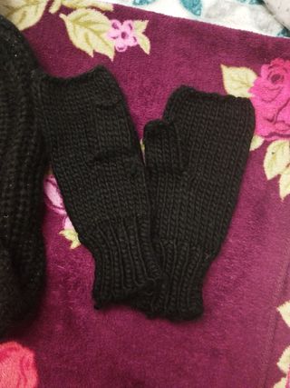 CONJUNTO GORRO Y GUANTES