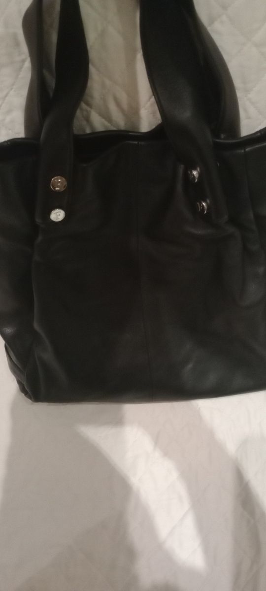 Borsa da donna colore nero in pellle