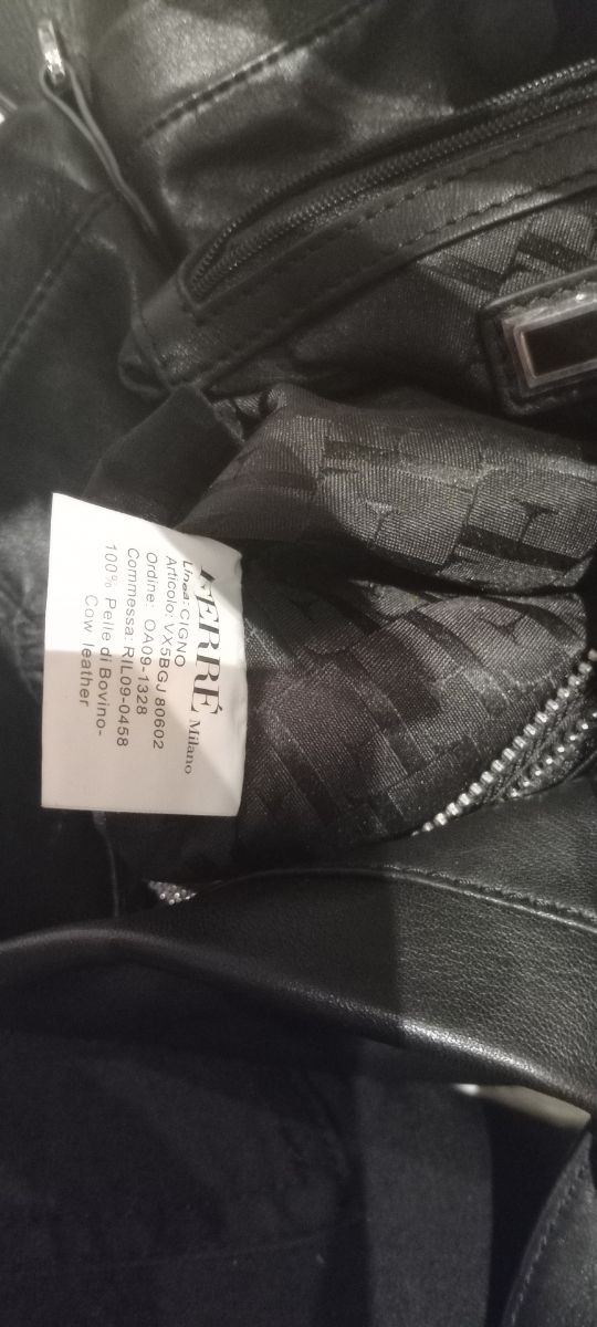 Borsa da donna colore nero in pellle