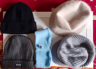 Prendas para el FRÍO - Gorros, Guantes + REGALO