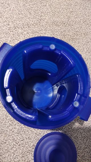 Cubitera y enfriador de botellas