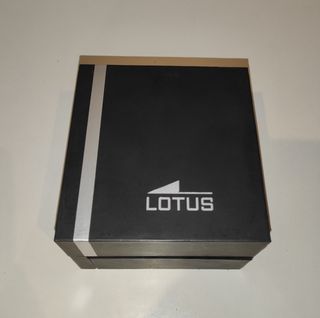 Reloj Lotus sumergible en caja original terciopelo