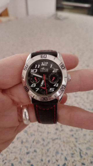 Reloj Lotus sumergible en caja original terciopelo