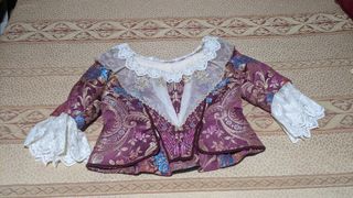 Traje de fallera fucsia oscuro