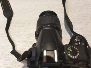 NIKON D3000 OBIETTIVO 18-55mm