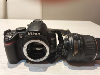 NIKON D3000 OBIETTIVO 18-55mm