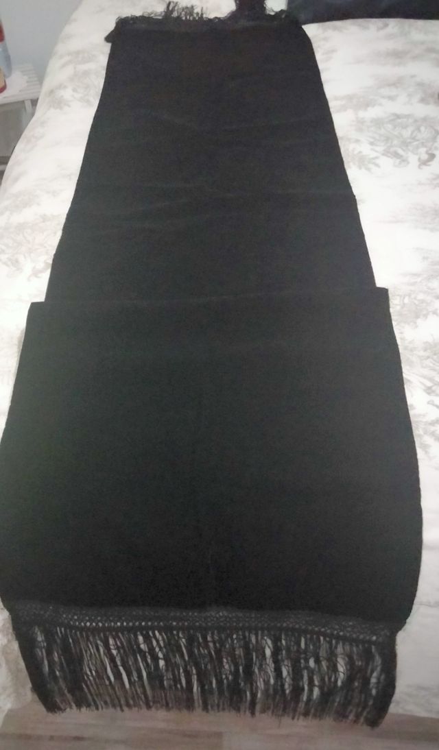 Mantón de terciopelo ana torres