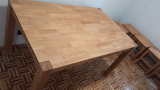 Mesa de madera cocina o salon