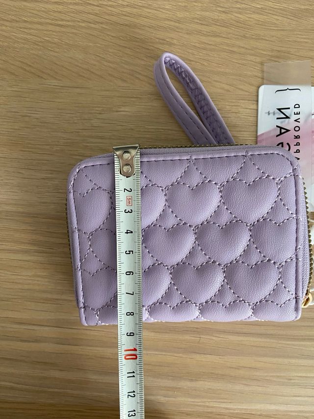 Monedero lila