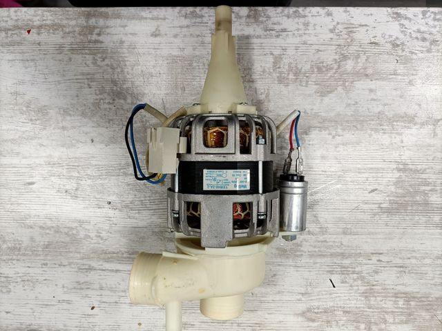 Bomba de circulación lavavajillas Candy