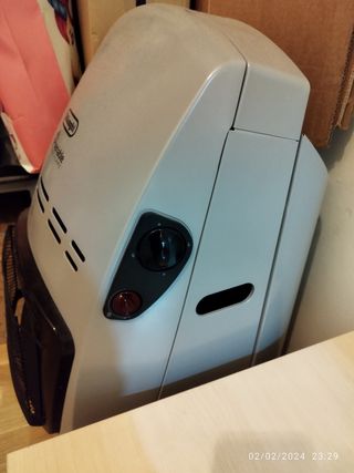 Estufa de gas 
DeLonghi VBF2  llama azul.